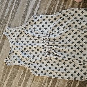 Ladies XL sleeveless top